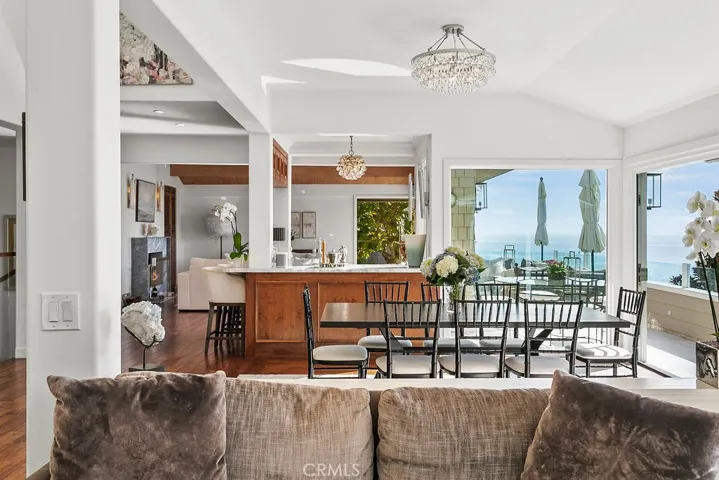 1010 Emerald Bay, Laguna Beach, California 92651