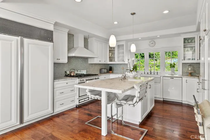 1010 Emerald Bay, Laguna Beach, California 92651