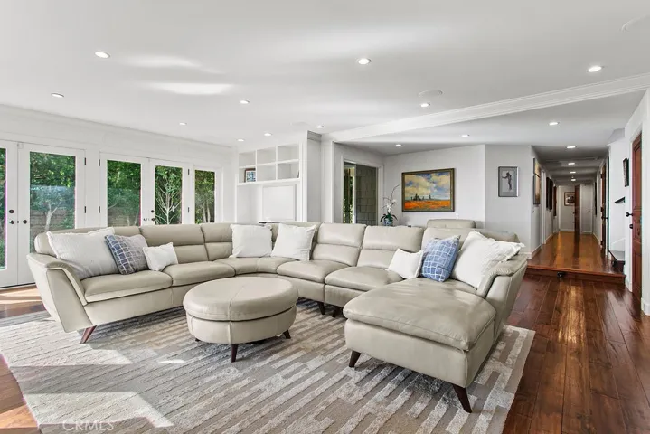 1010 Emerald Bay, Laguna Beach, California 92651