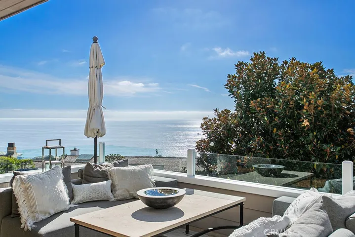 1010 Emerald Bay, Laguna Beach, California 92651