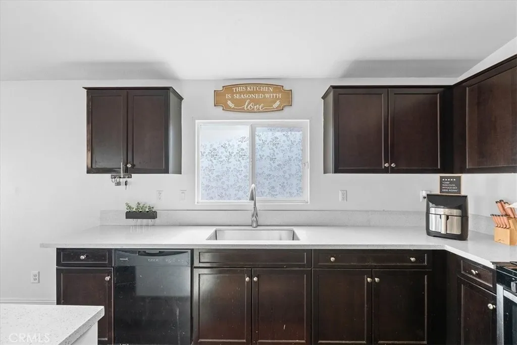 15785 Horizon, Adelanto, California 92301 home-pic-12