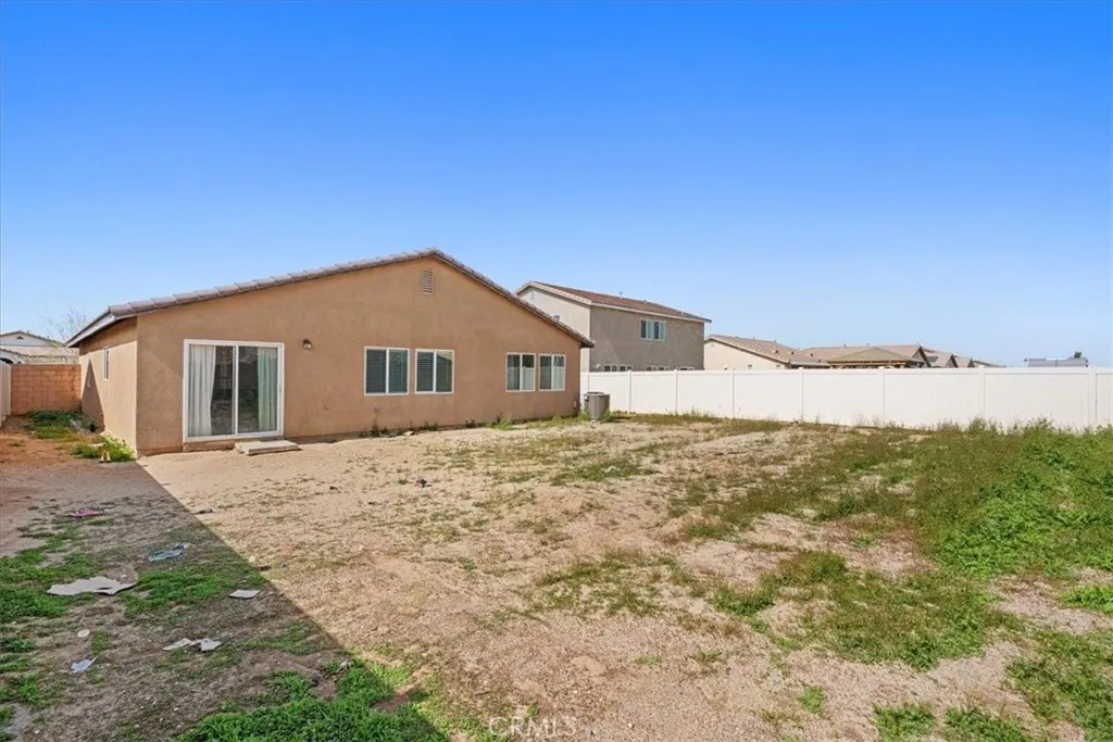 15785 Horizon, Adelanto, California 92301 home-pic-25
