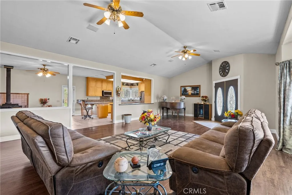 40647 Shallow Springs, Leona Valley, California 93551 home-pic-12