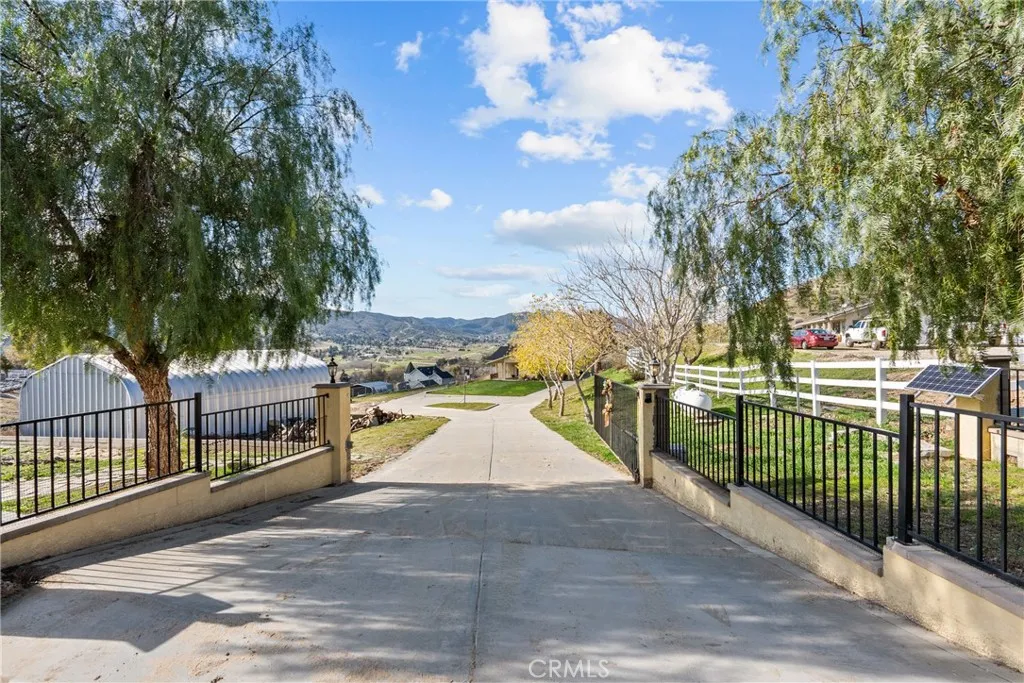 40647 Shallow Springs, Leona Valley, California 93551 home-pic-2
