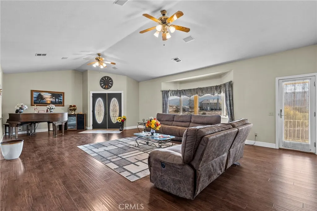 40647 Shallow Springs, Leona Valley, California 93551 home-pic-11