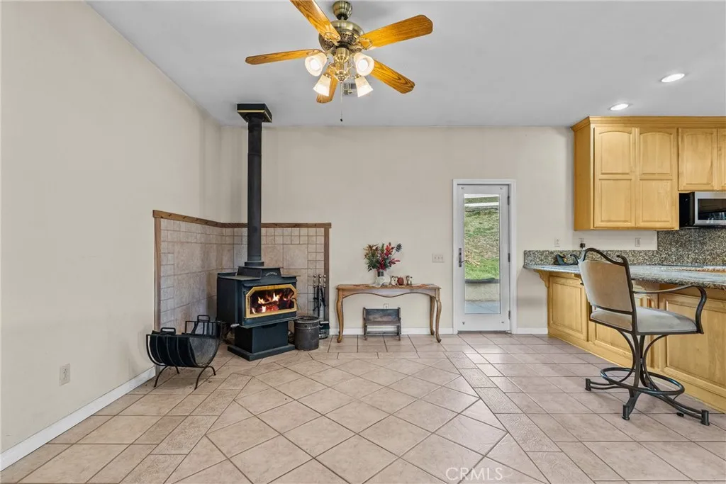 40647 Shallow Springs, Leona Valley, California 93551 home-pic-16