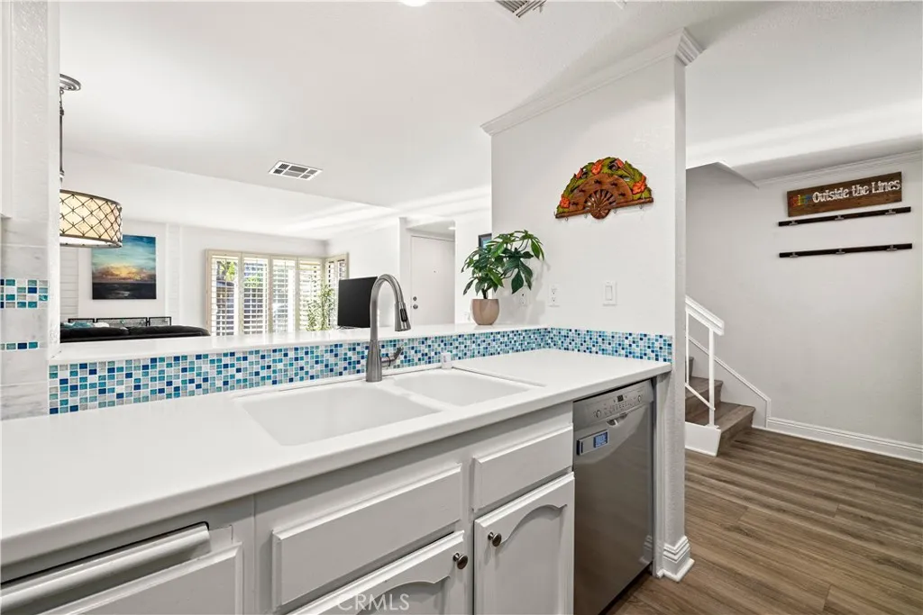 5151 Walnut, Irvine, California 92604 home-pic-15