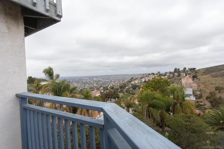 9802 Eucalyptus St., Spring Valley, California 91977
