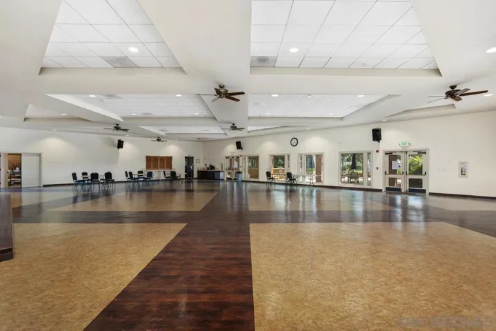 7004 San Carlos St, Carlsbad, California 92011