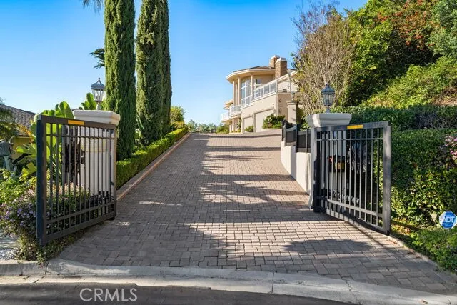 Private Gates lead to circular driveway