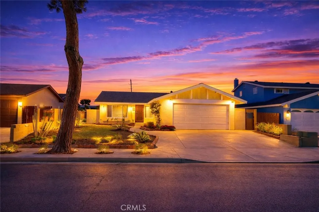 23710 Oakheath Place, Harbor City, California 90710 home-pic-20