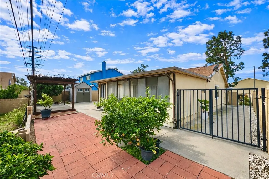 23710 Oakheath Place, Harbor City, California 90710 home-pic-16
