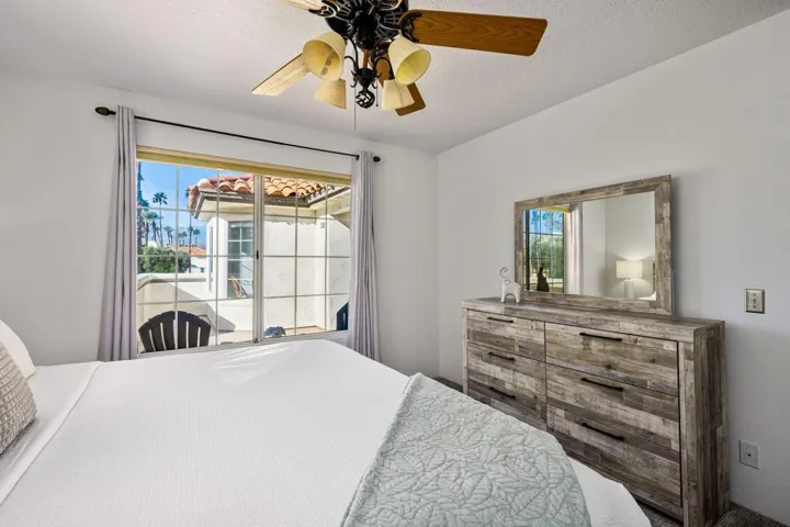 40-web-or-mls-LS_Royale_OPMG_0126_040