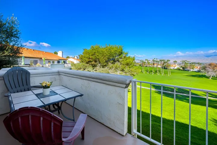 17-web-or-mls-LS_Royale_OPMG_0126_017