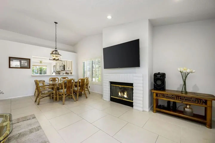 21-web-or-mls-LS_Royale_OPMG_0126_021