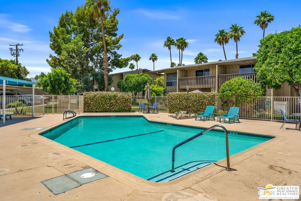 77845 California Drive D9, Palm Desert, California 92211 home-pic-18
