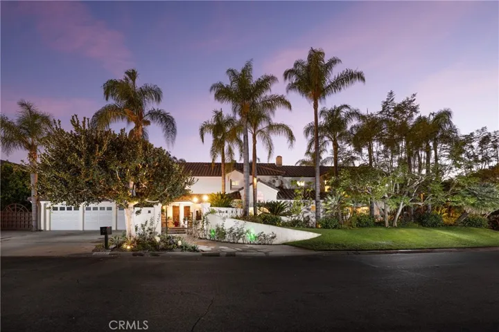 Stunning curb appeal