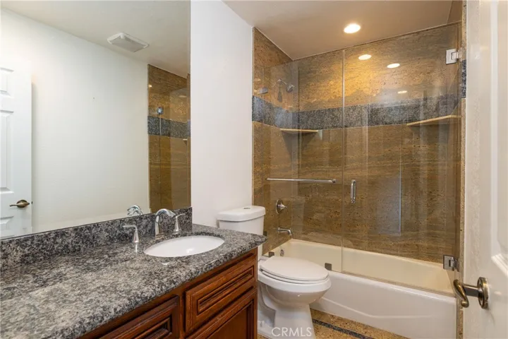 Upstairs secondary bathroom