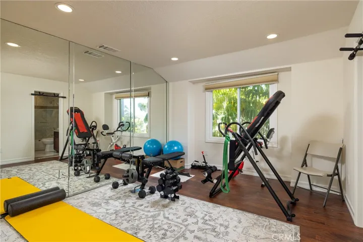 Secondary bedroom - currently being used as an exercise room