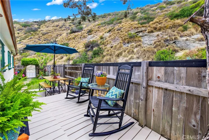 Front deck to front door