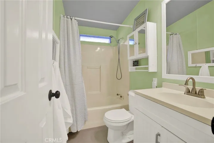 Guest bath 2