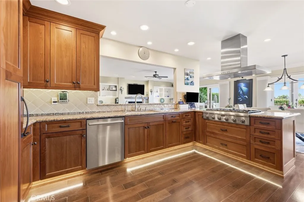 1413 Via Coronel, Palos Verdes Estates, California 90274 home-pic-13