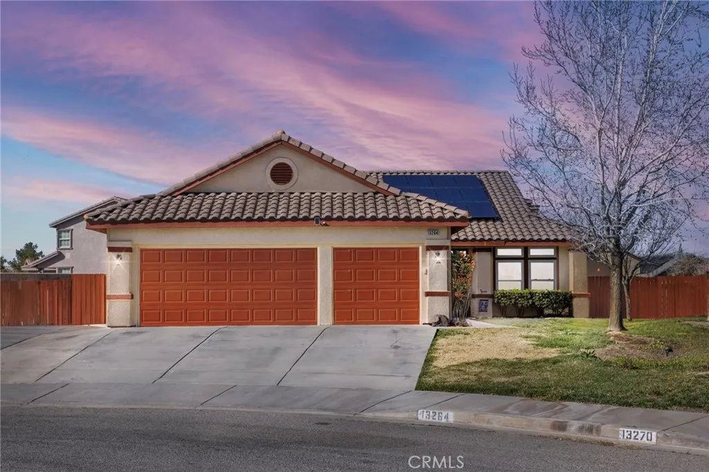 13264 Viejo Circle, Victorville, California 92392 home-pic-1
