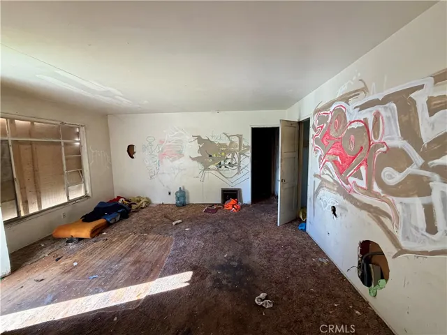1530 W 21st, San Bernardino, California 92411