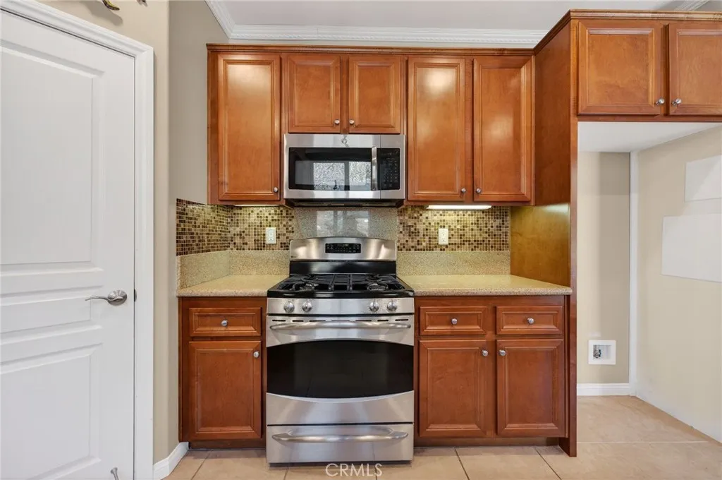 9284 Stephenson Lane, Hemet, California 92545 home-pic-26