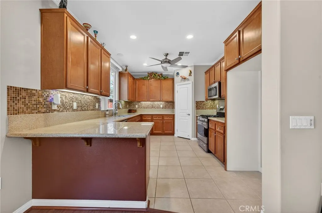 9284 Stephenson Lane, Hemet, California 92545 home-pic-27