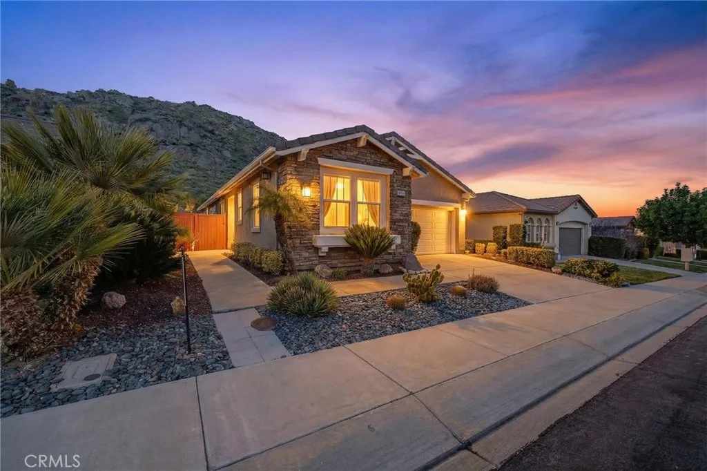 9284 Stephenson Lane, Hemet, California 92545 home-pic-1