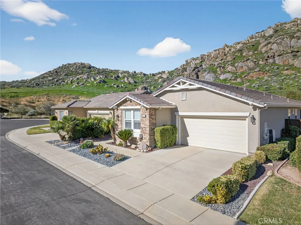 9284 Stephenson Lane, Hemet, California 92545 home-pic-10