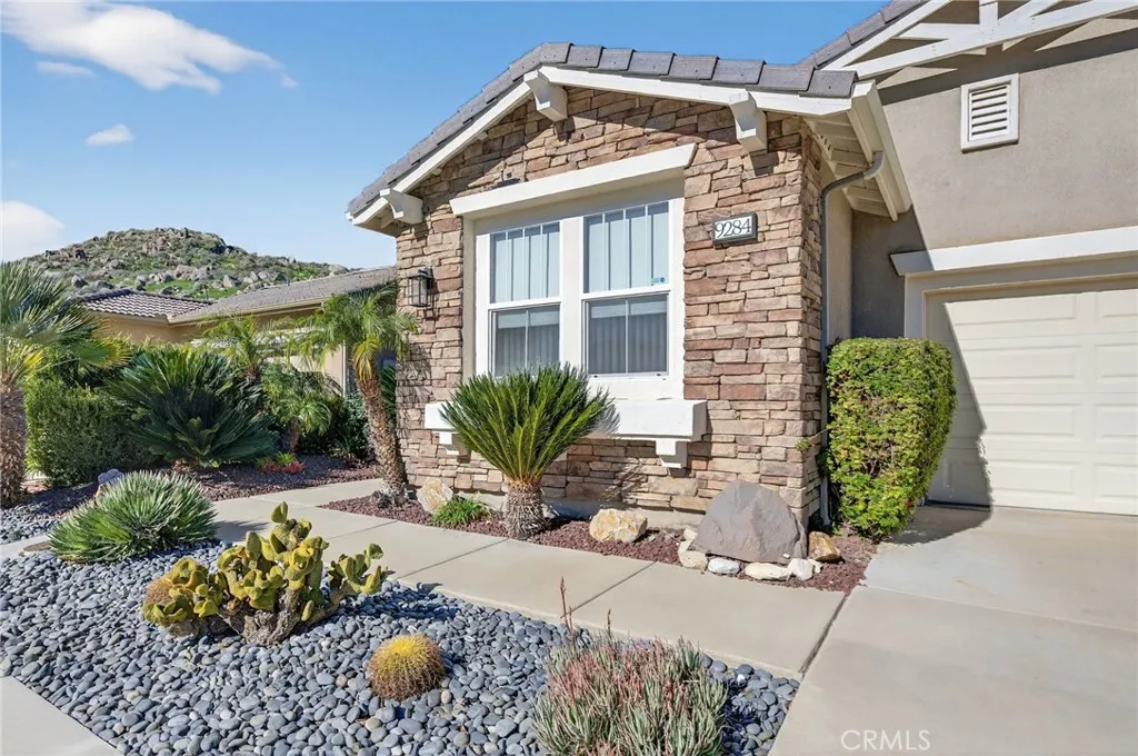 9284 Stephenson Lane, Hemet, California 92545 home-pic-6