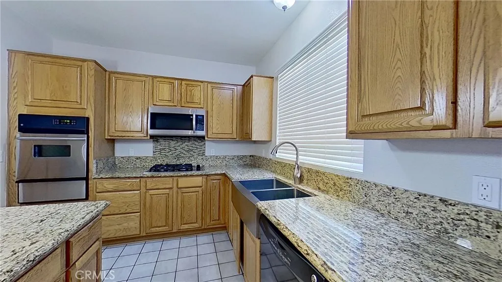 43312 Haven, Lancaster, California 93536 home-pic-18
