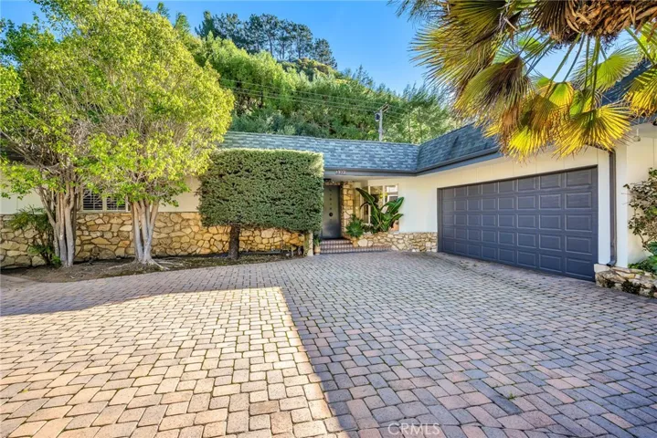 2000 San Ysidro, Beverly Hills, California 90210