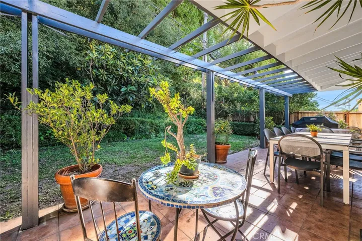 2000 San Ysidro, Beverly Hills, California 90210