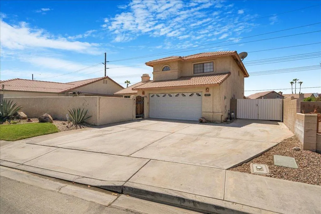 81033 Jamie Way, Indio, California 92201 home-pic-2