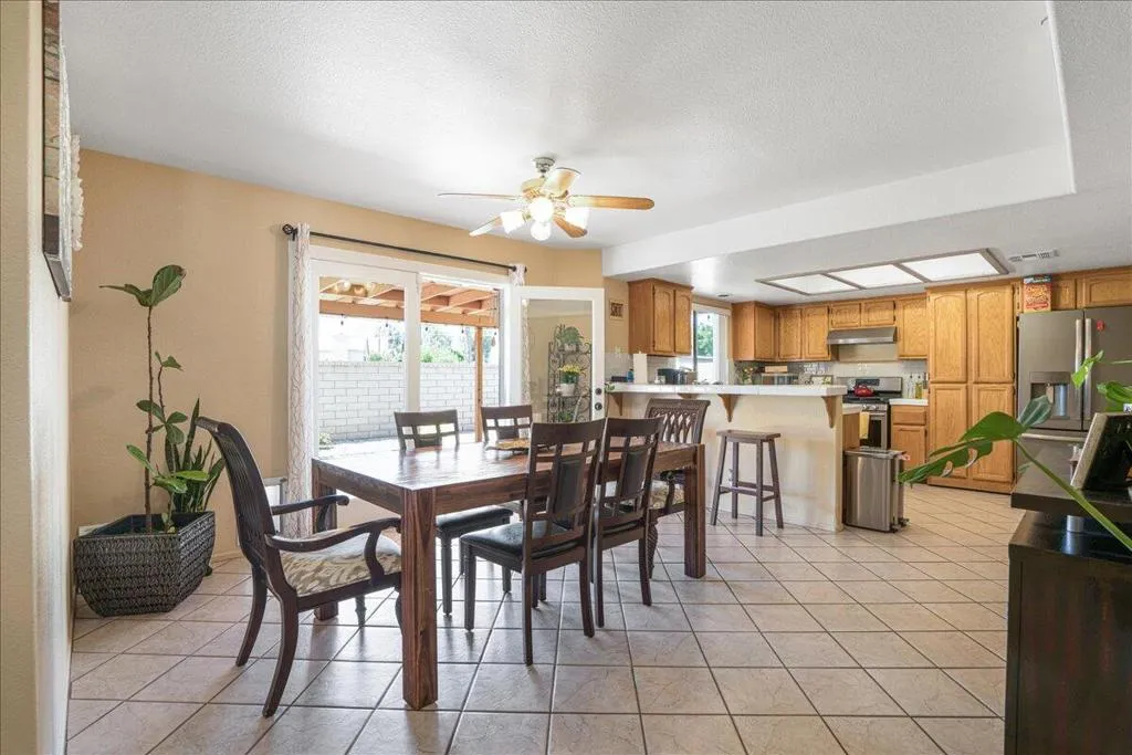 81033 Jamie Way, Indio, California 92201 home-pic-8