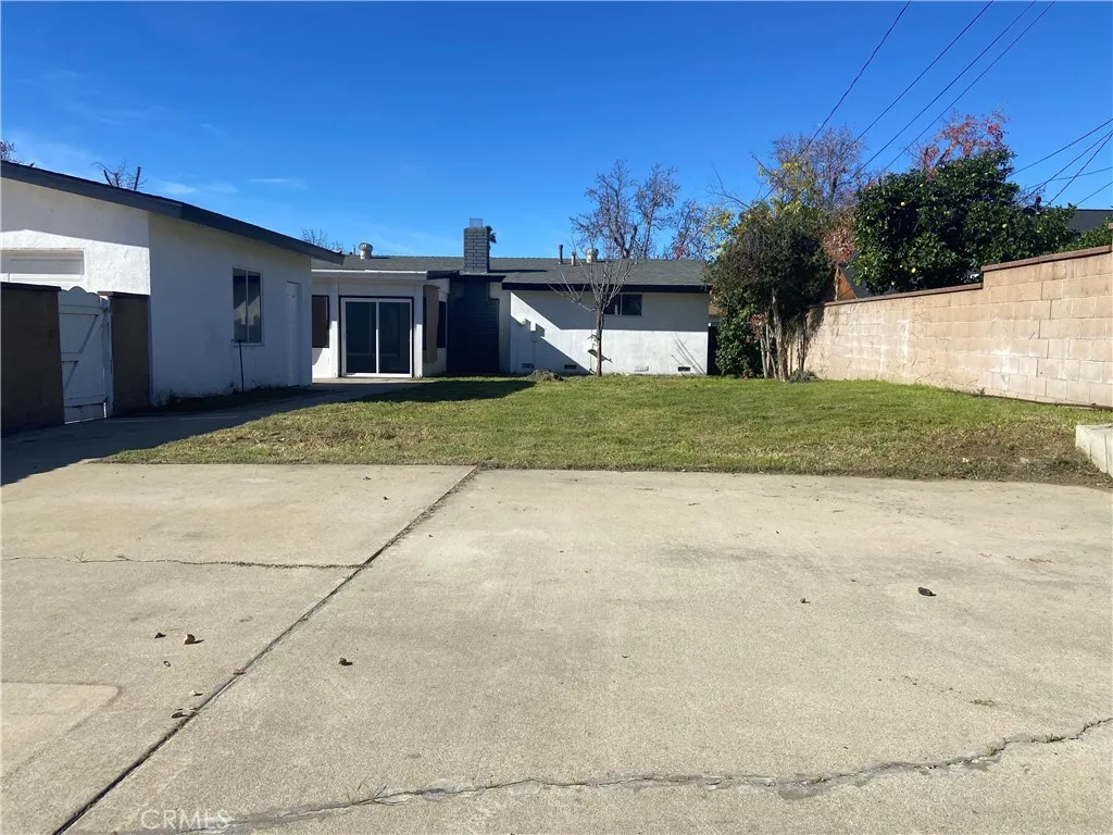 856 Altura, Upland, California 91786 home-pic-32