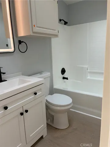 19127 Pioneer 73, Artesia, California 90701
