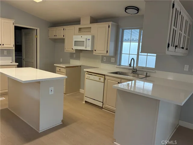 19127 Pioneer 73, Artesia, California 90701