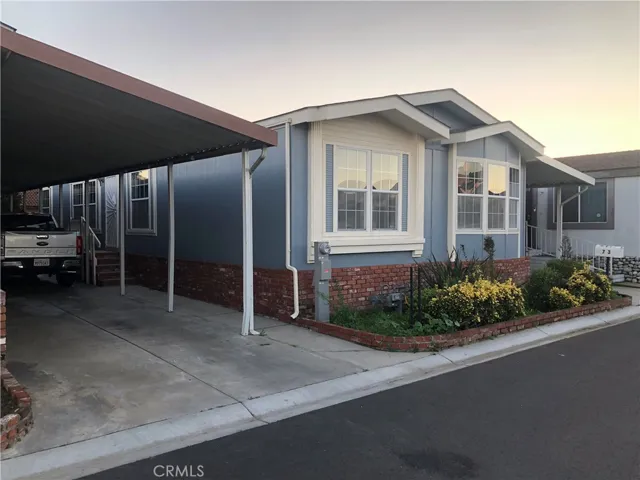 19127 Pioneer 73, Artesia, California 90701