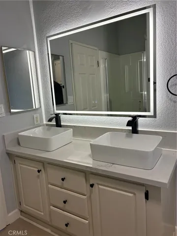 19127 Pioneer 73, Artesia, California 90701