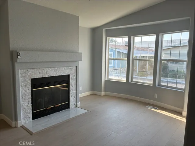 19127 Pioneer 73, Artesia, California 90701