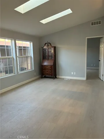19127 Pioneer 73, Artesia, California 90701
