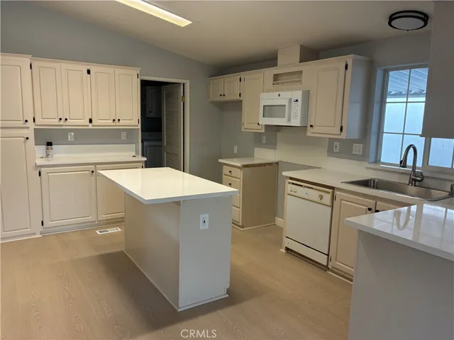 19127 Pioneer 73, Artesia, California 90701