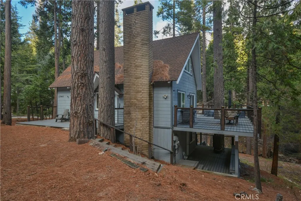 27445 Cedarwood Court, Lake Arrowhead, California 92352 home-pic-2