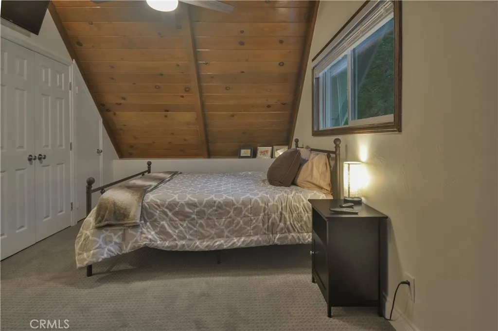 27445 Cedarwood Court, Lake Arrowhead, California 92352 home-pic-23