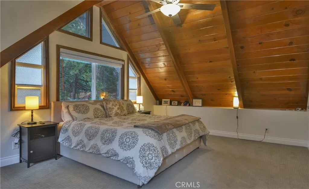 27445 Cedarwood Court, Lake Arrowhead, California 92352 home-pic-18