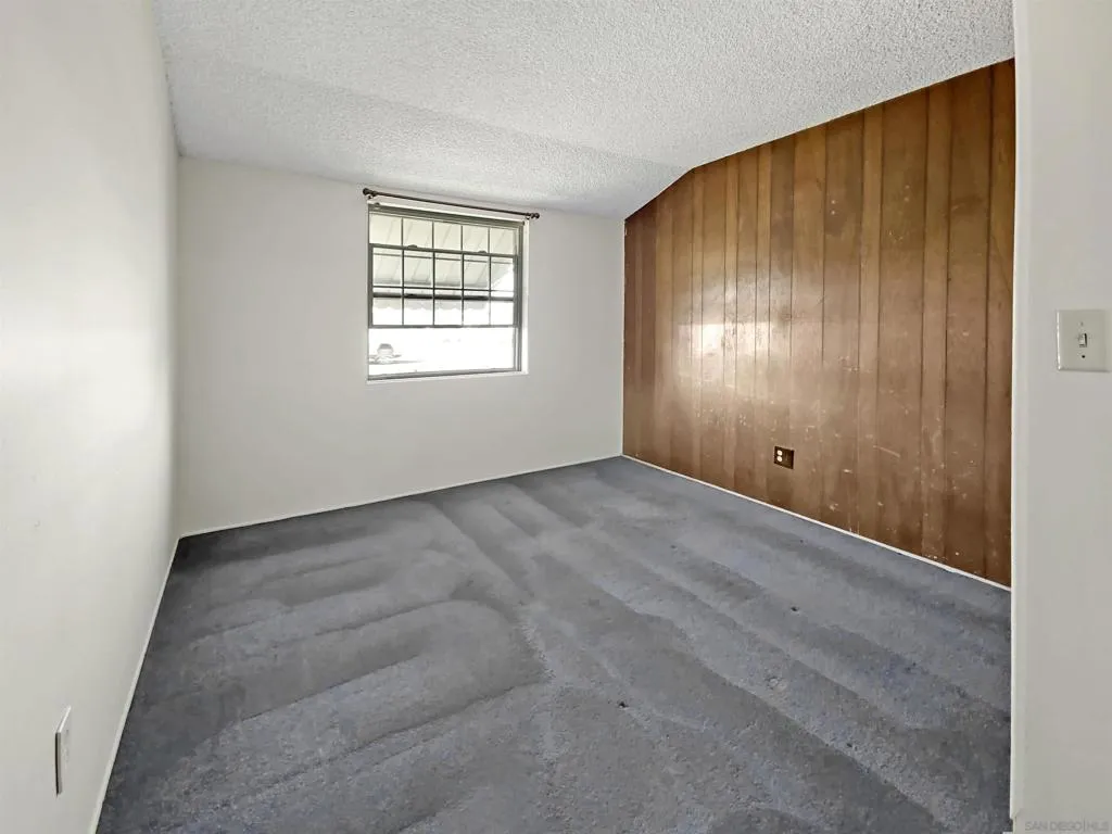 1693 N Mollison Ave, El Cajon, California 92021 home-pic-8